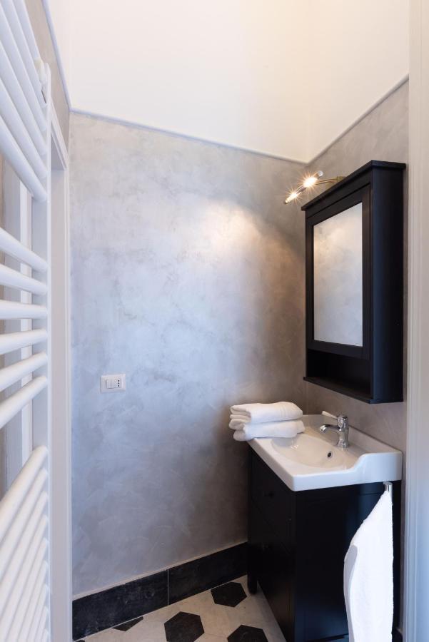 Casa Gagliardi Bed & Breakfast เนเปิลส์ ภายนอก รูปภาพ