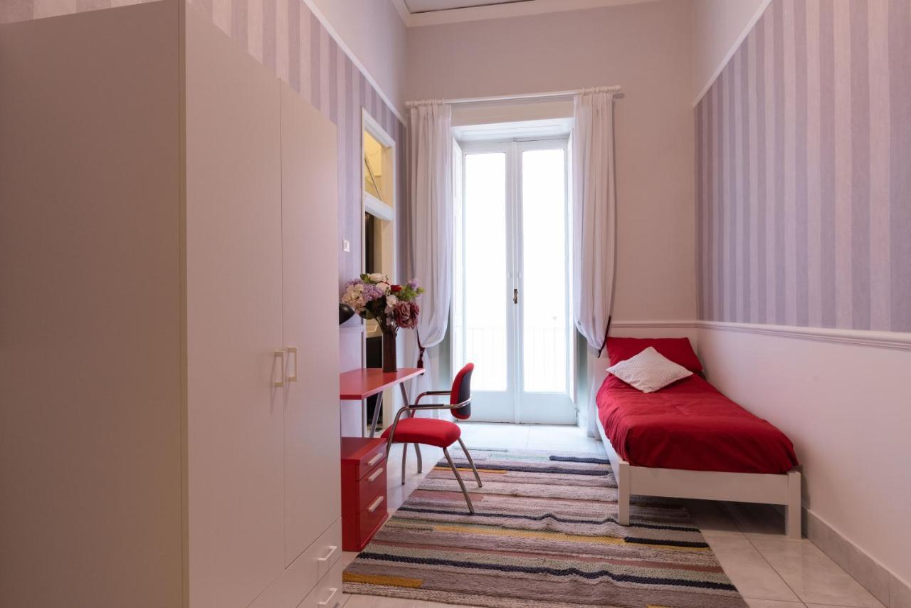 Casa Gagliardi Bed & Breakfast เนเปิลส์ ภายนอก รูปภาพ