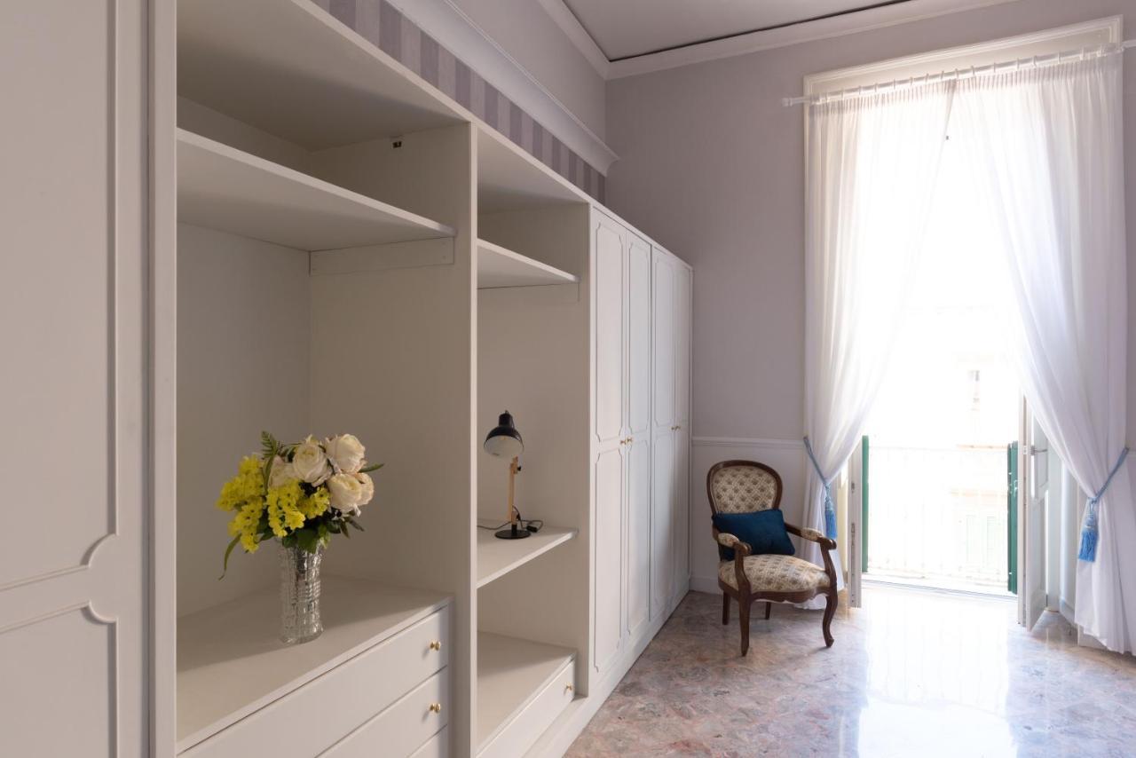 Casa Gagliardi Bed & Breakfast เนเปิลส์ ภายนอก รูปภาพ