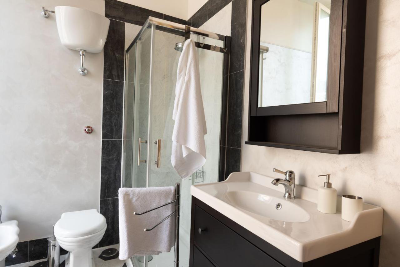 Casa Gagliardi Bed & Breakfast เนเปิลส์ ภายนอก รูปภาพ